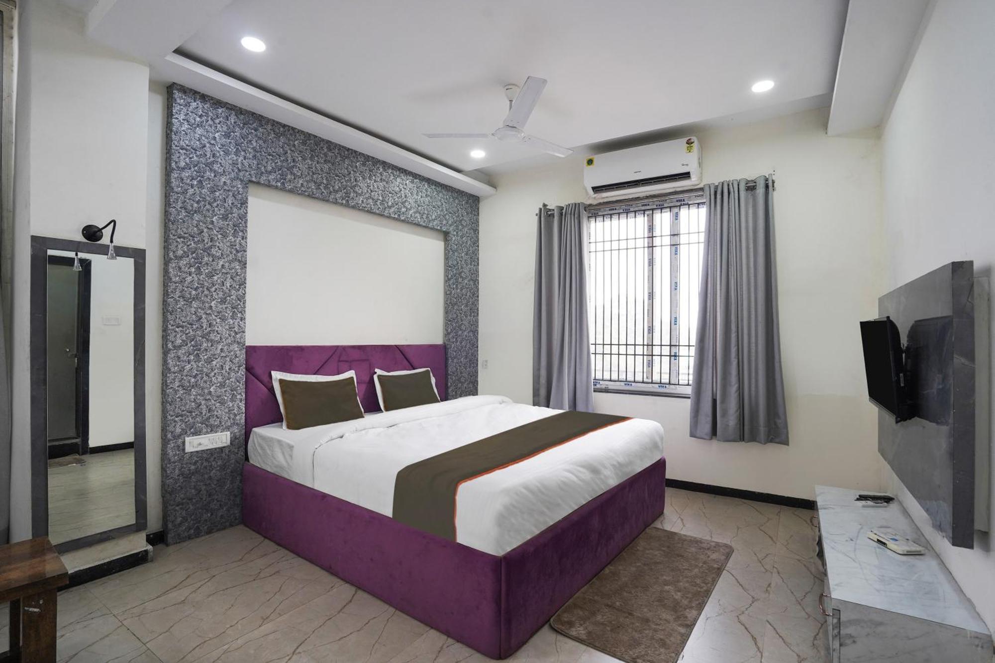 Townhouse Amanaka Formerly Hotel City Pride Raipur  Bagian luar foto