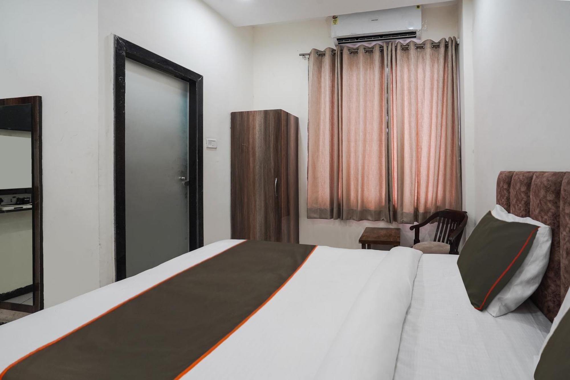 Townhouse Amanaka Formerly Hotel City Pride Raipur  Bagian luar foto