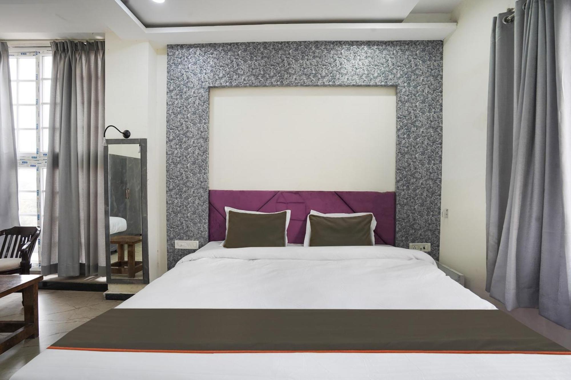 Townhouse Amanaka Formerly Hotel City Pride Raipur  Bagian luar foto